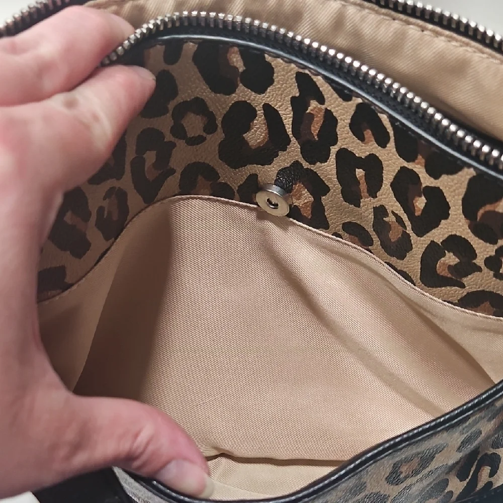 Dana Buchman Brown and Black Shoulder Bag with Leopard Print - Picture 3 of 7